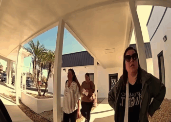 Caught Stealing Karen LOSES IT V2110 030 Part 2