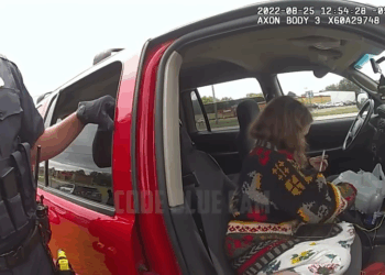 When Your Car Breaks Down In Traffic You Have V1310 036 Part 2