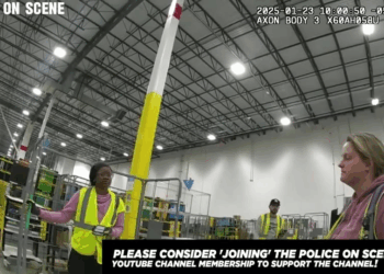 Amazon Employee shows up work ALL HELL BREAKS LOOSE! V2210 042 Part 2