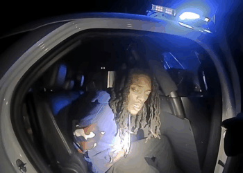 arresting Most Obnoxious Drunk You Could Ever V2210 044 Part 2