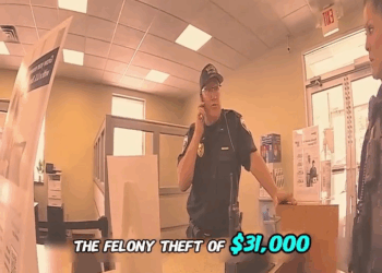 He Thought He Walk Out But Police Walked In First V2110 047 Part 2