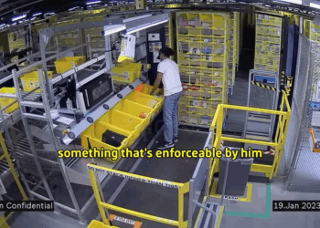 When Dumb Employees Get Arrested At Work V2910 012