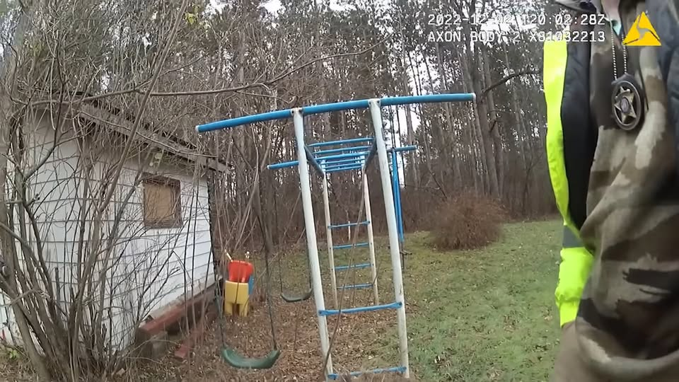 Woman Gets Caught Swatting Walmart to Avoid Arrest V0310 007 Part 2