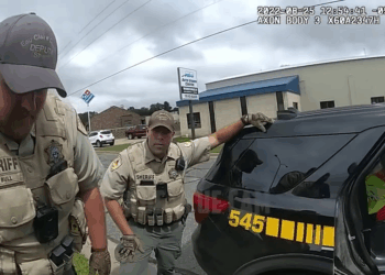 When Your Car Breaks Down In Traffic You Have V0310 036 Part 2