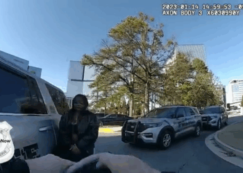 She Couldn Find Her Room So She Fought Staff! V0310 003 Part 2