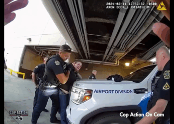 Airport Karen Instantly Regrets Biting an Officer V1310 007 Part 2
