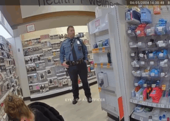 Makeup Thief Loads Pockets Gets Caught in Act V0910 009 Part 2