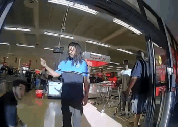 Career Shoplifter Thinks She Entitled To Steal V1310 030 Part 2