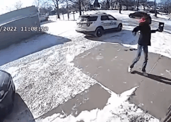 Teen Meets Karma After Throwing Bricks V0910 039 Part 2