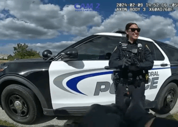 Toxic Mom Dad Goes Wild Crazy Like Animal, Robs Store, Shows Royal Attitude, Gets Busted Bad V0910 021 Part 2