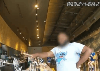 Extremely Entitled Customer DEMANDS Refund at Starbucks V1310 024 Part 2