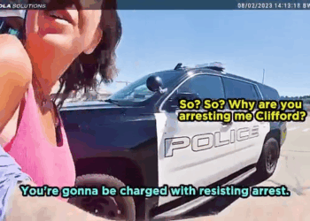 Entitled Karen Thinks She Owns Road V1111 028 Part 2 SUV