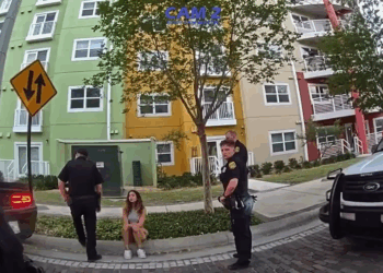 Officers Try to Keep Straight Face but Drunk is Too Much V1311 055  SUV