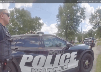 Pregnant Woman Blacks Out at Gas Station, Wakes Up to Cop V0611 043 Part 2 Yaris