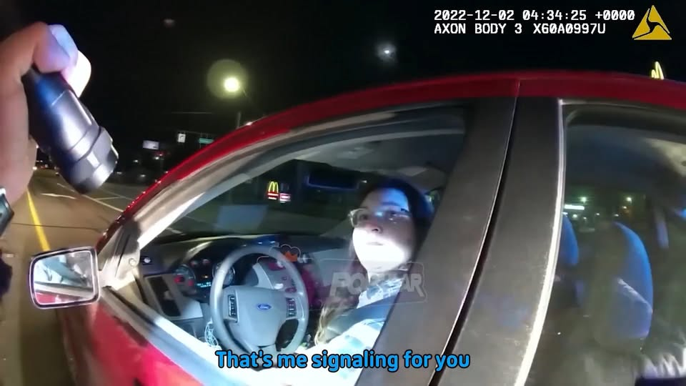 What NOT To Do At Traffic Stop V2910 005