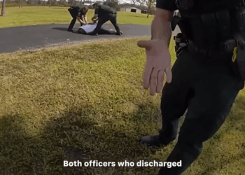 One Arrest EVERY Cop Fears V1911 014 Farmhouse