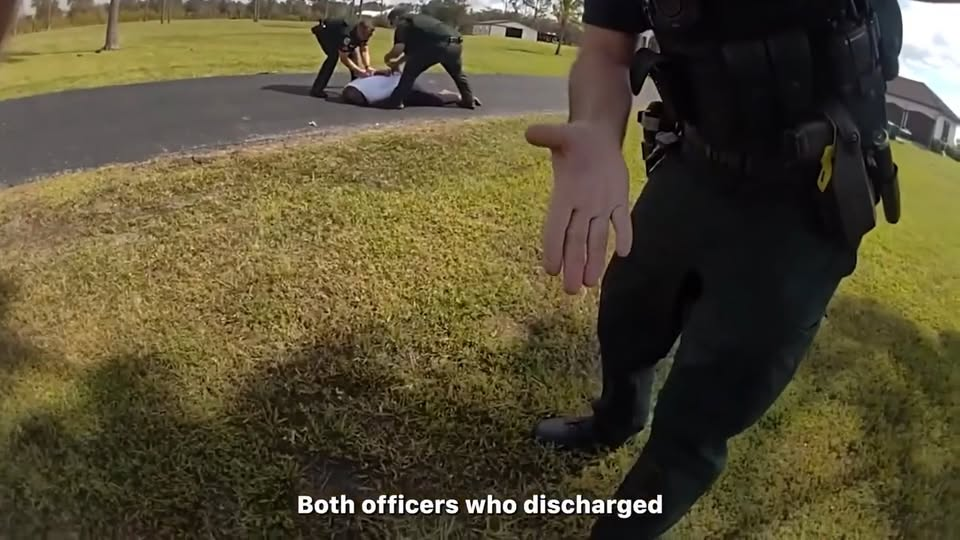 One Arrest EVERY Cop Fears V1911 014 Farmhouse