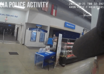 WOMAN CAUGHT STEALING WALMART RED HANDED IS SHOCKED SHE IS BEING ARRESTED SHOPLIFTING! V1111 012 Part 2 Farmhouse