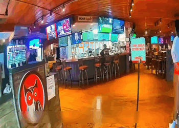 One Bold Theft One Twist No One Saw Coming V1911 034 Luxury