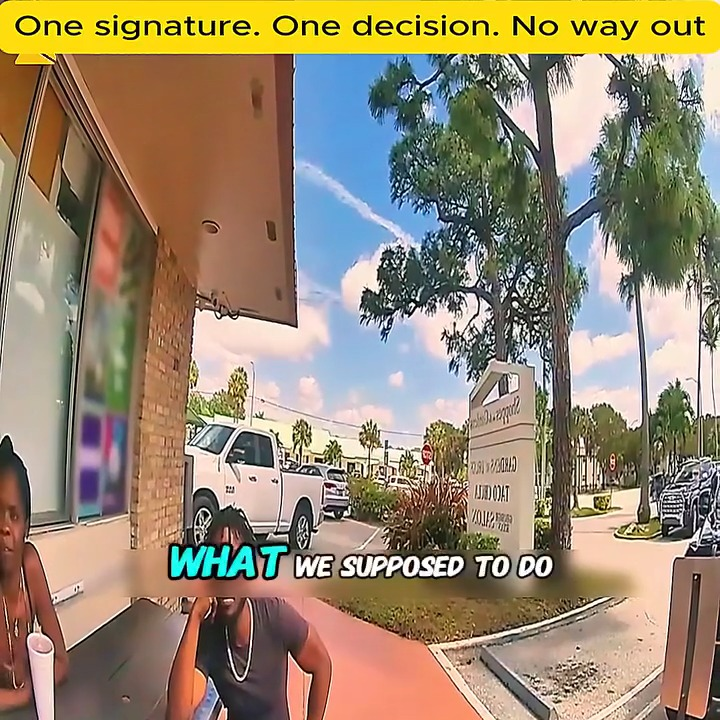 One signature One decision No way out V1911 022 Luxury