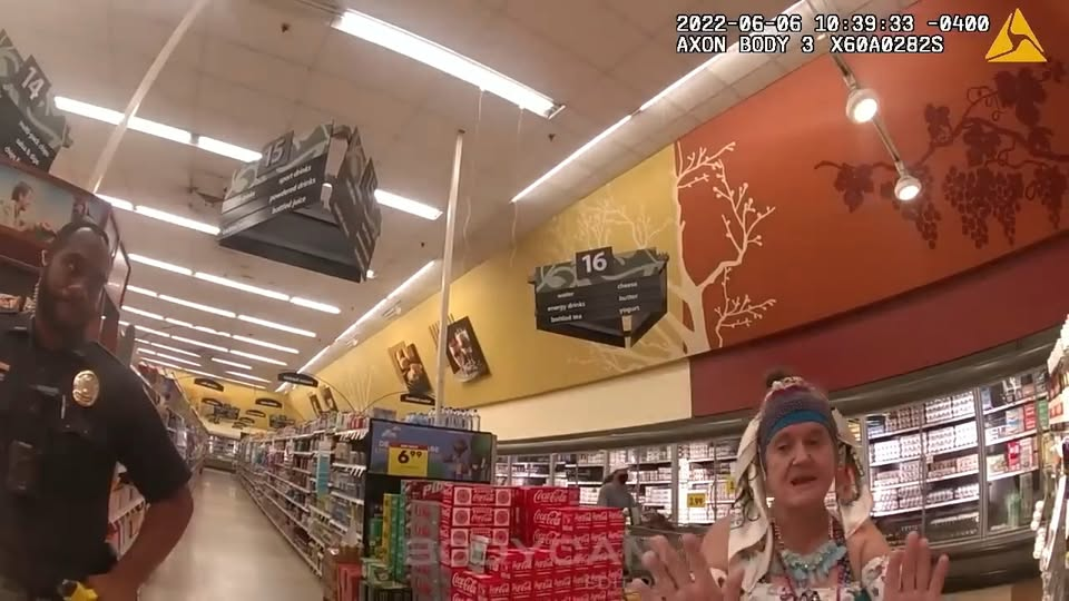 Officers Can Keep Straight Face Entitled Woman V2810 007 Part 2