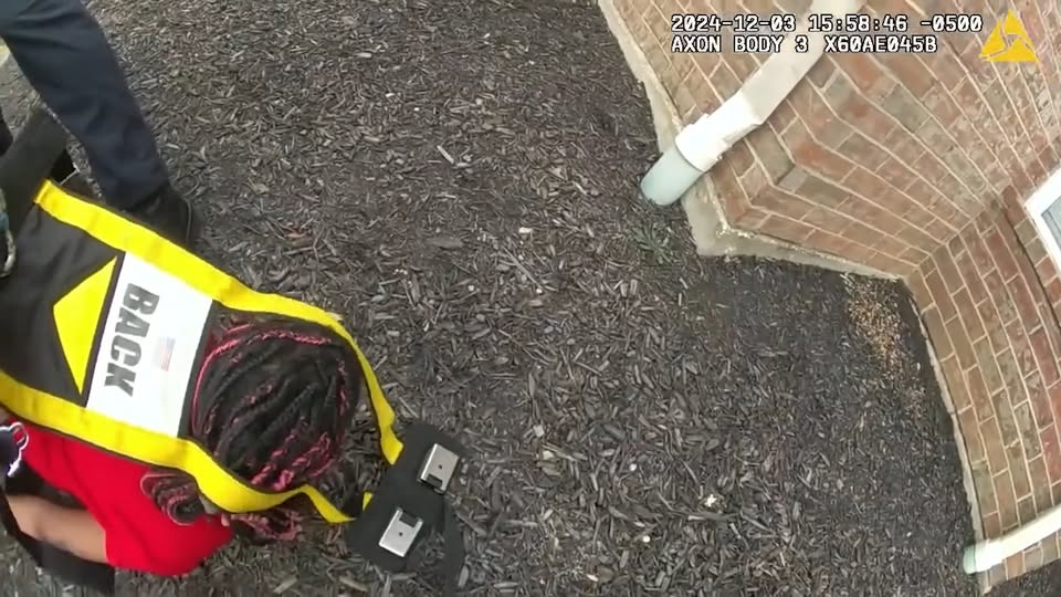 Entitled Teen Instantly Regrets Attacking No Nonsense Cop V0111 019 Part 2