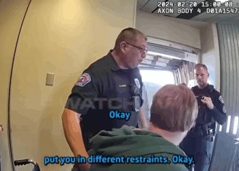 When Airport Karens Get Kicked Off Plane V2910 007