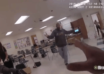 When School Criminals Realize They ve Been Caught (1) V2910 034 Part 1