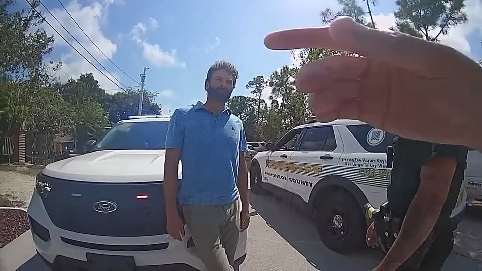 Most Painful Traffic Stop You ll Ever See V0111 022 Part 2