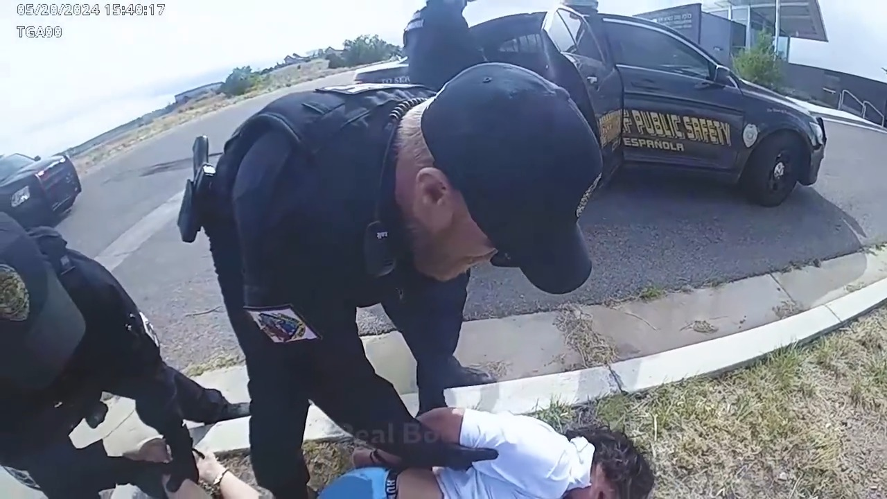 Rich Karen Thinks She Above Law V2711 043