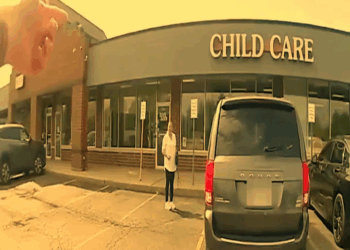 Woman Firmly Believes Rules Dont Apply To Her V1911 007 San Francisco’s