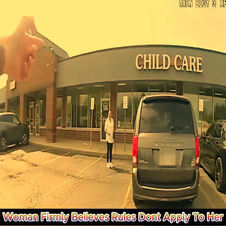 Woman Firmly Believes Rules Dont Apply To Her V1911 007 San Francisco’s