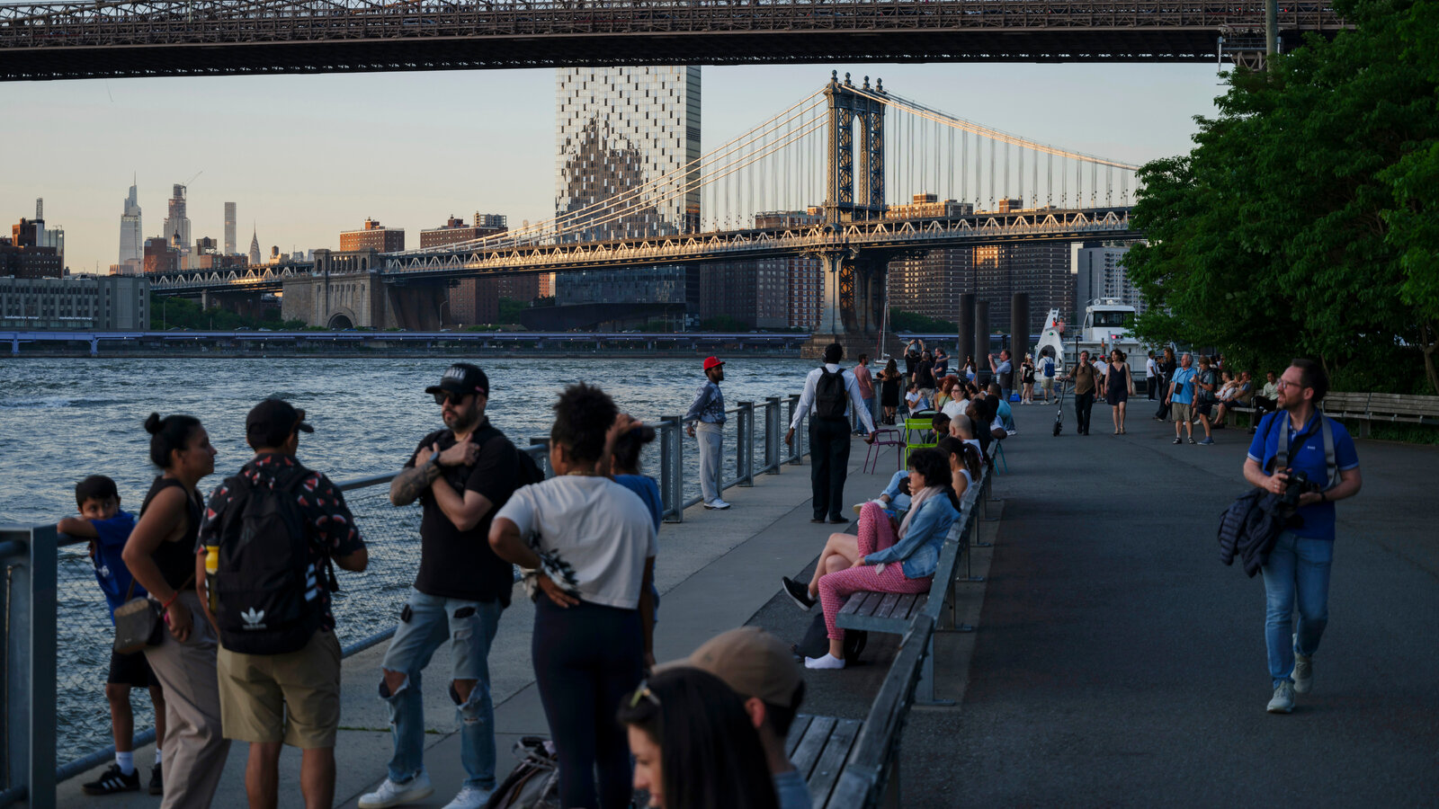 Entitled College Student Crashes Into Police, Tries to Flee, Ends Horribly V2911 044 New York