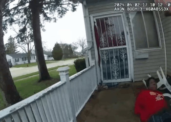 Entitled Sissy Man Thinks He Above Law, Then Reality Strikes V2911 027 California