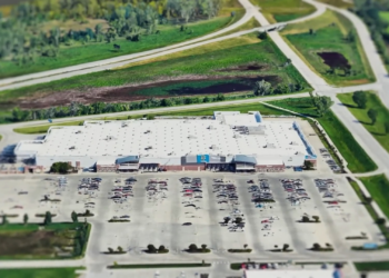 Girl Discovers Her Grandpa Is Wanted Killer V2612 005 Part 2