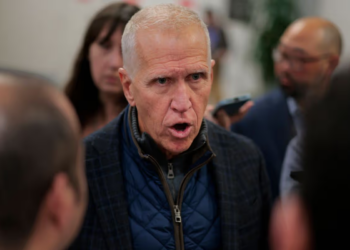 BREAKING: Republican Senator Thom Thillis goes NUCLEAR on Kristi Noem and Stephen Miller in furious takedown of Trump’s top two goons!