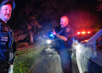 Drunk Mayor Makes Demands to Officers!