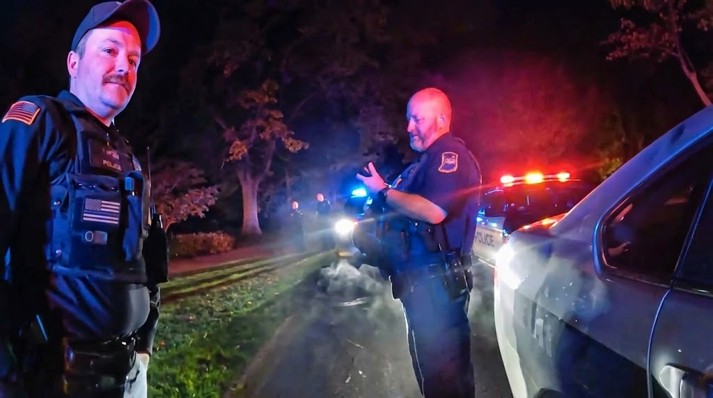 Drunk Mayor Makes Demands to Officers!