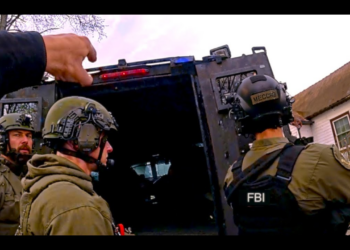 Here’s Why You Don’t Threaten Your Neighbor with an AR-15