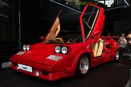 Drunk Woman Calls 911 Over AT&T Bill - Image 2