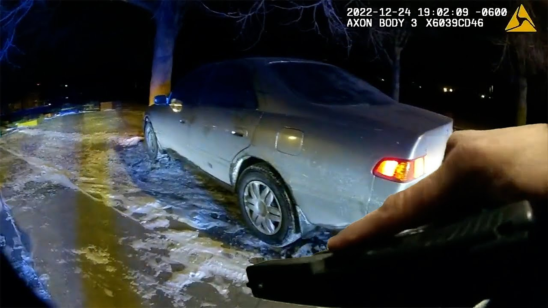 Officer Shoots at Eluding Suspects After Witnessing a Drive-By