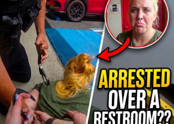 Lady Demands To Speak To The Manager, Ends Badly